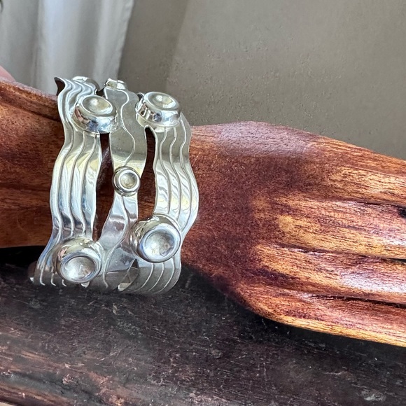 Beautiful Abstract Wide Sterling Silver Cuff Bracelet - Picture 11 of 12